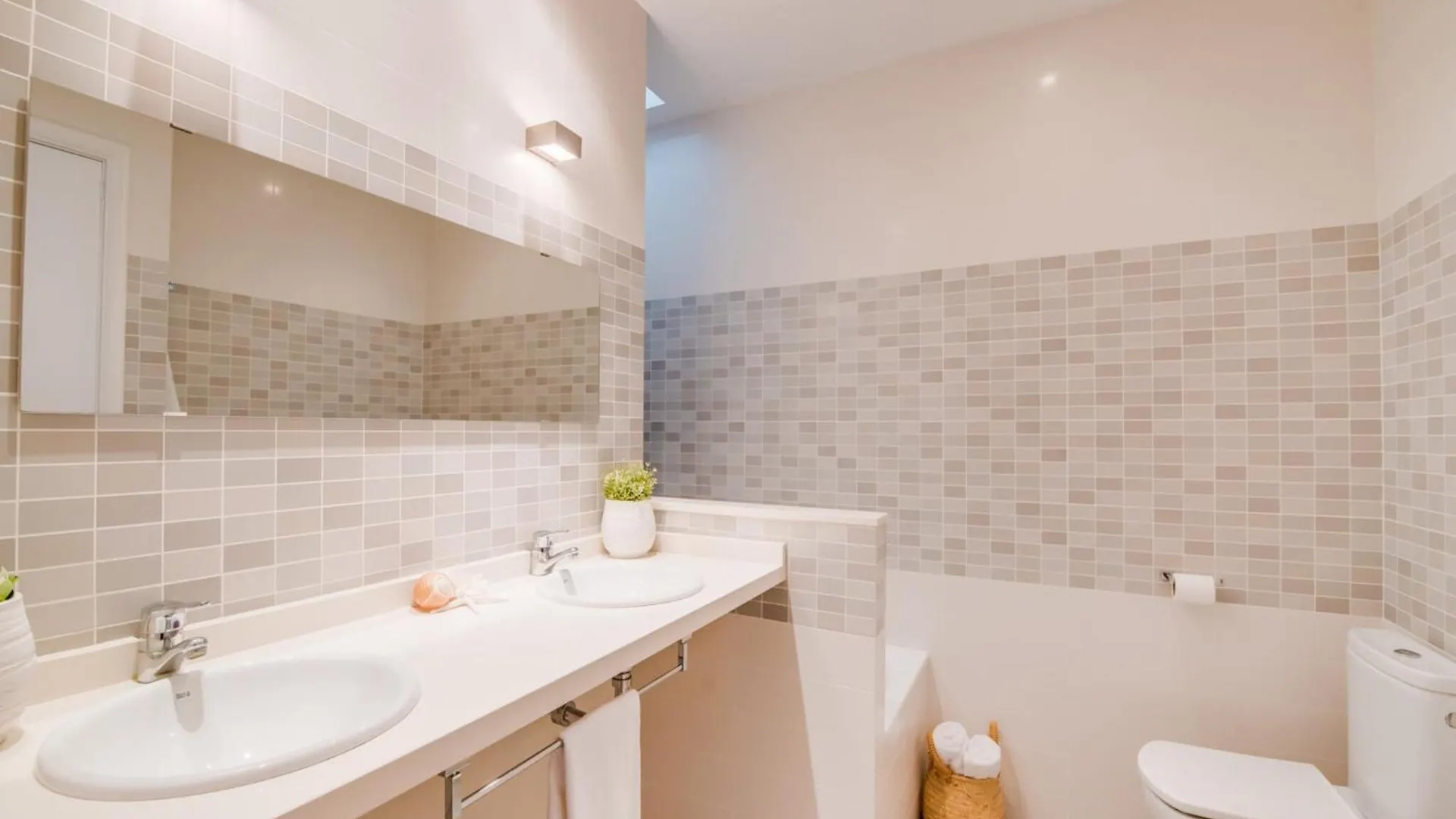 Picturesque Apartment In Binissalem Spanje
