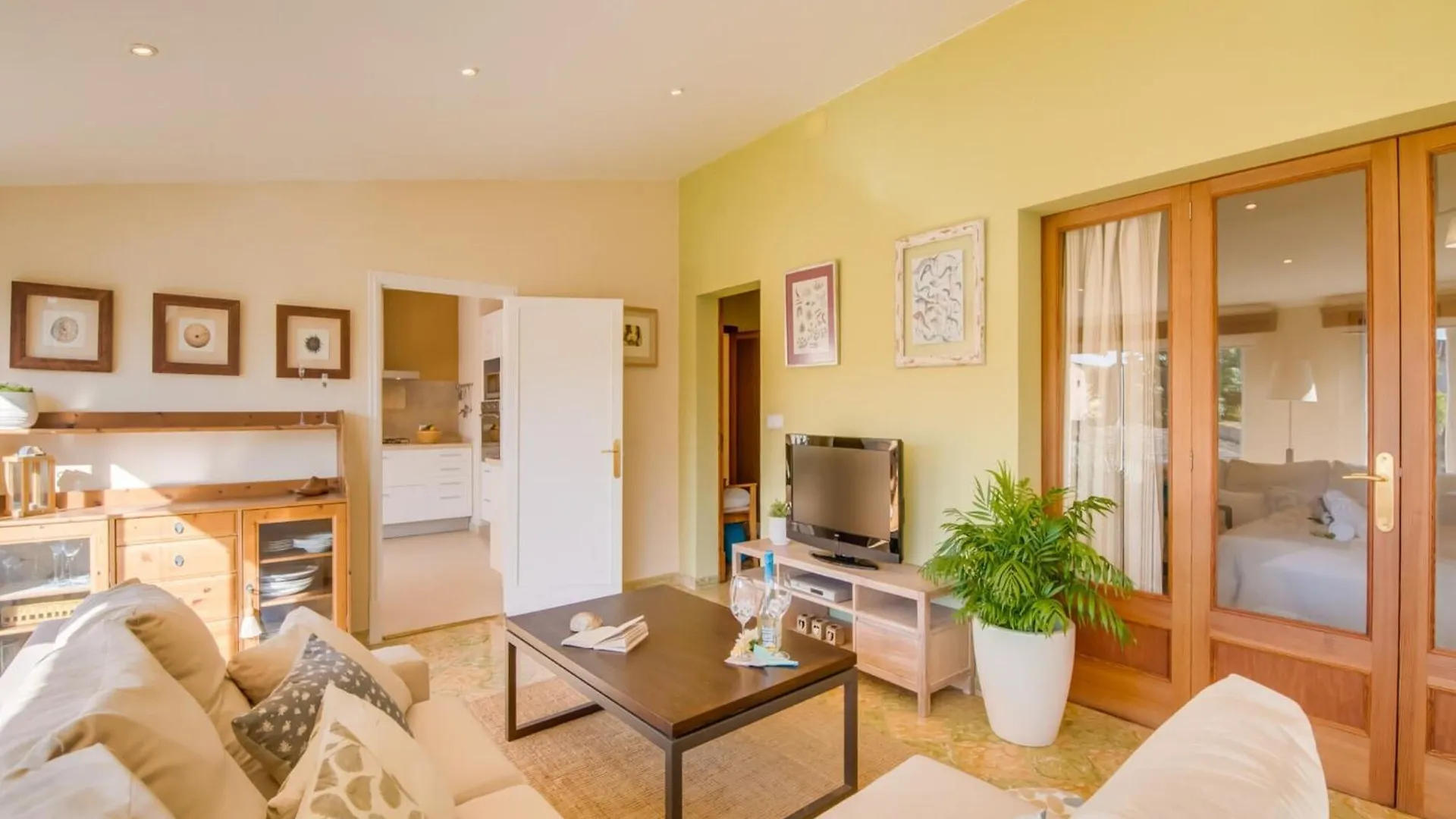 Picturesque Apartment In Binissalem 0*,
